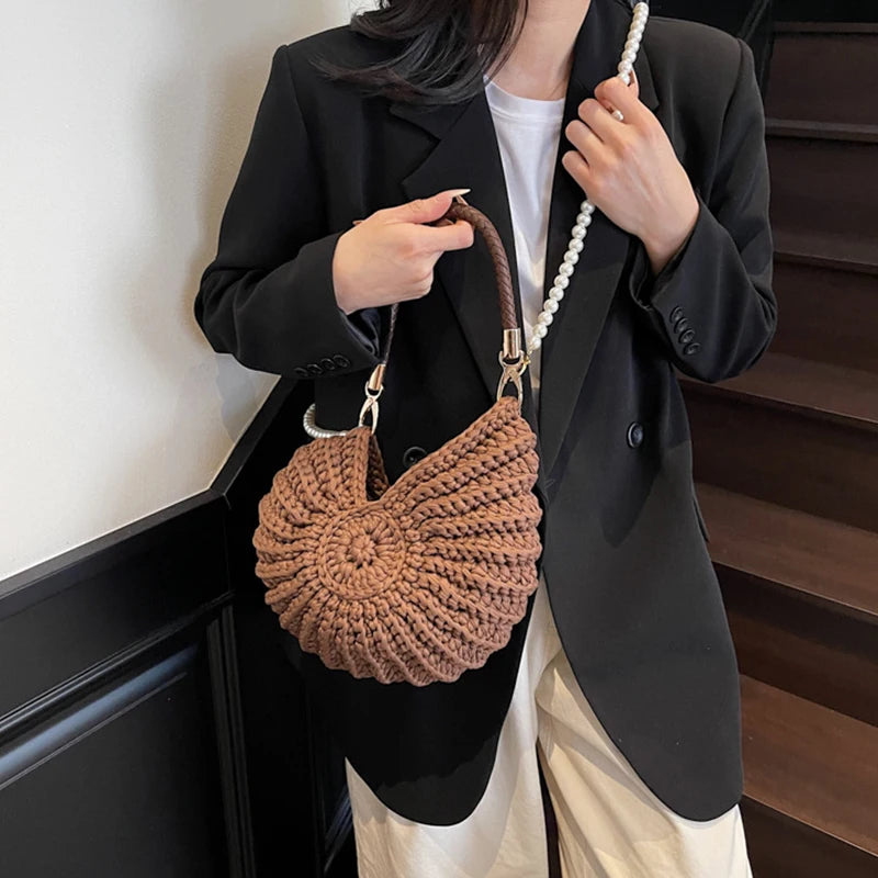 Polyester Hand-Woven Conch Shell Bag | Cute Pearls Chain Novelty Crossbody Bag Luxegan
