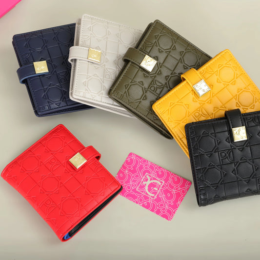 PG Classic Retro Women's Universal Wallet | Letter & Cartoon Print Portable Card Bag | Compact PU Leather Zero Wallet & Coin Purse Luxegan