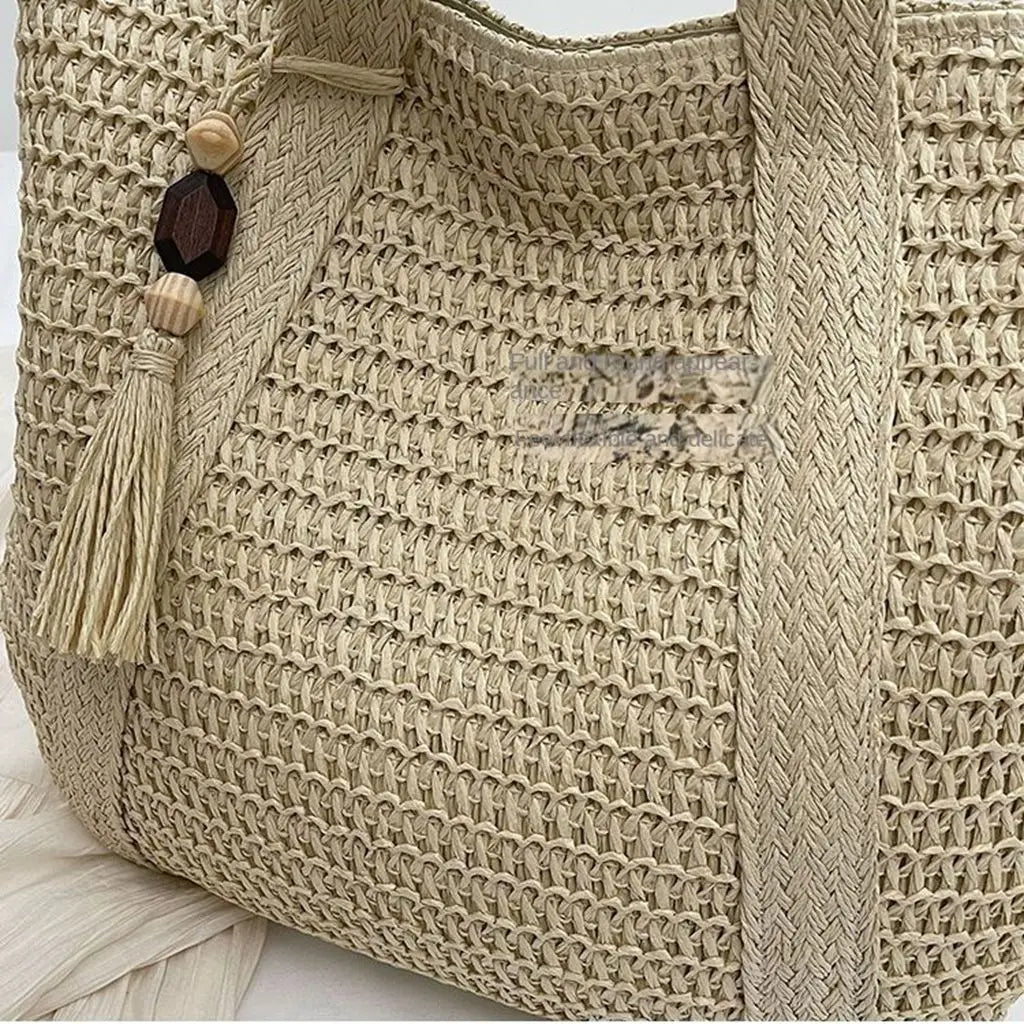 Straw Woven Shoulder Bags for Women | Summer Beach Handbag with Tassel Luxegan