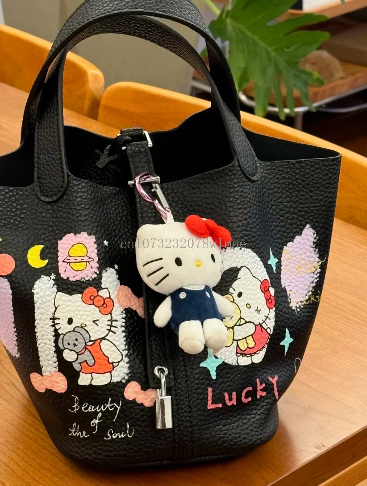 Hello Kitty Graffiti Bucket Bag | Cute Y2k Tote Purse Luxegan