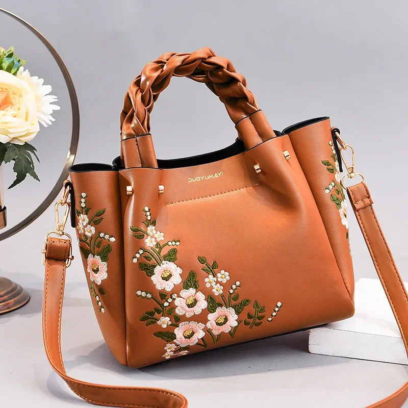 New Luxury Design Women's Pleated Tote Bag | Solid Color Underarm Handbag & Purses (Shoulder Bag, Female Retro Pouch) Luxegan