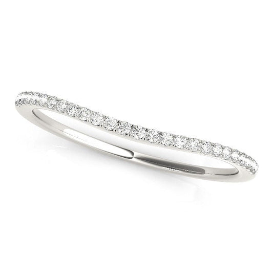 Alianza de Boda Curva con Diamantes Estilo Pavé de Oro Blanco de 14k (1/10 ct. de peso total)