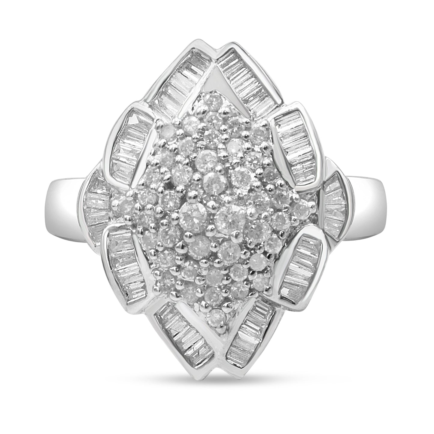 Anillo de racimo de diamantes redondos y talla baguette de oro blanco de 14K y 7/8 ct (color H-I, claridad SI2-I1) - Talla 7