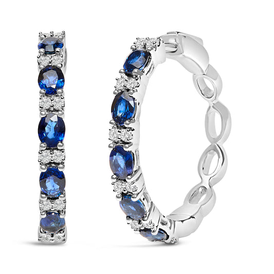 Pendientes de aro alternos de oro blanco de 14 quilates con zafiro azul ovalado de 4x3 mm y diamante de 1/4 Cttw (color I-J, claridad SI2-I1)