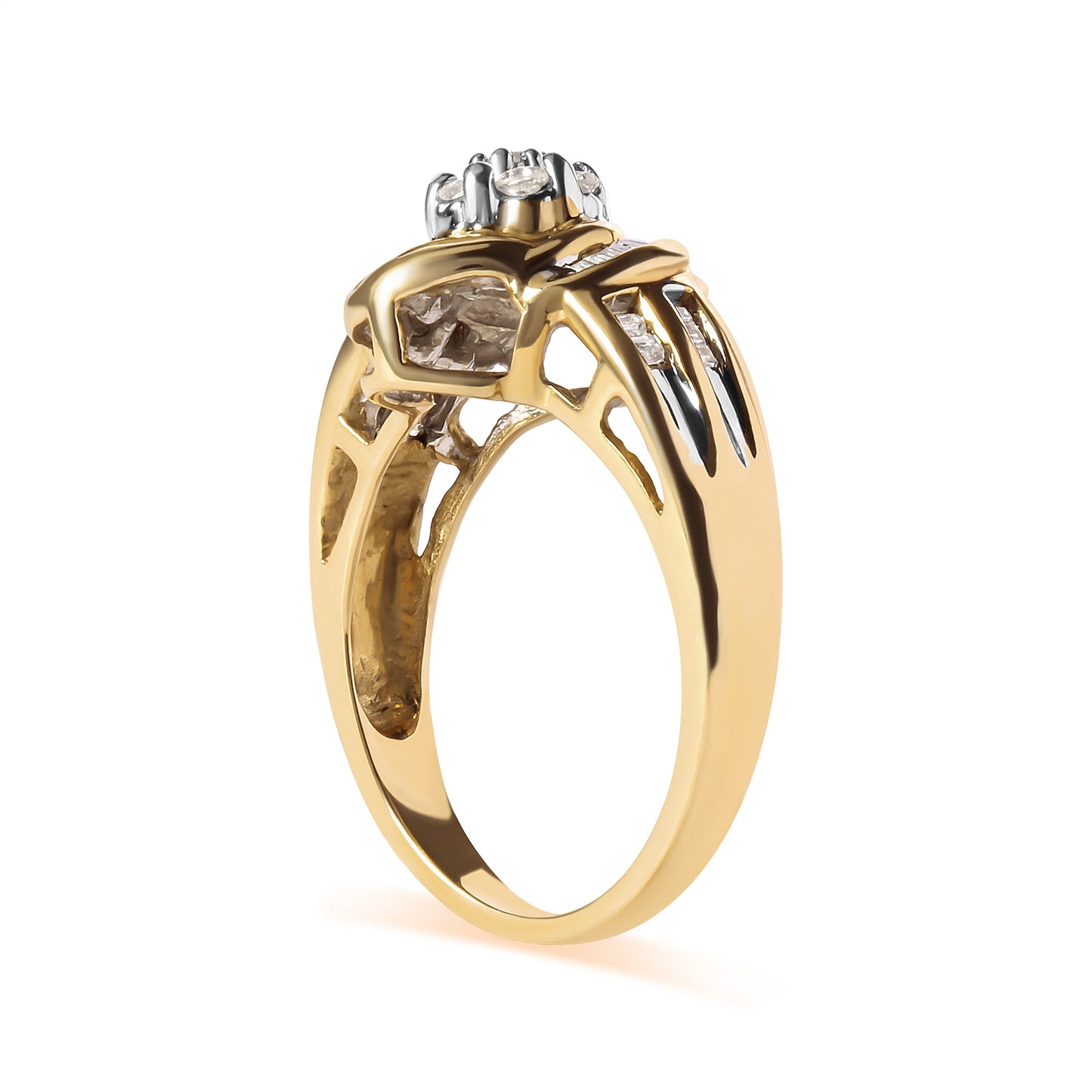 Anillo de cóctel en espiral de flor con diamantes redondos y baguette de 1/2 quilate en oro amarillo de 10 quilates (color I-J, claridad SI2-I1) - Talla 7