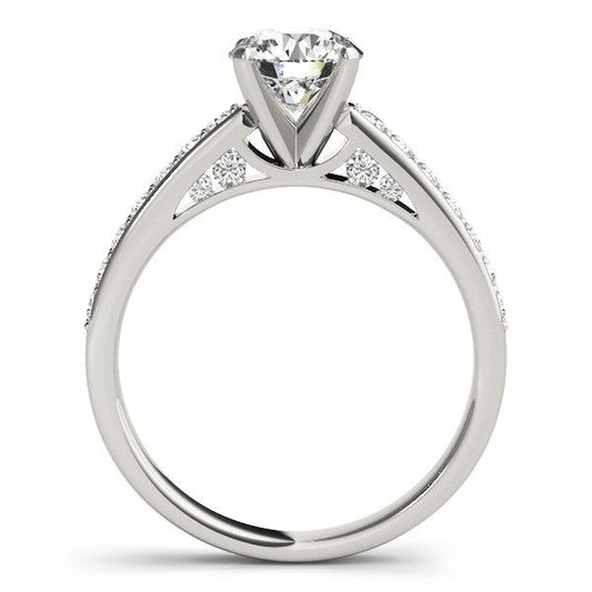 Anillo de compromiso de oro blanco de 14 quilates con diamantes engastados en garra en una sola hilera (1 3/8 quilates en total)