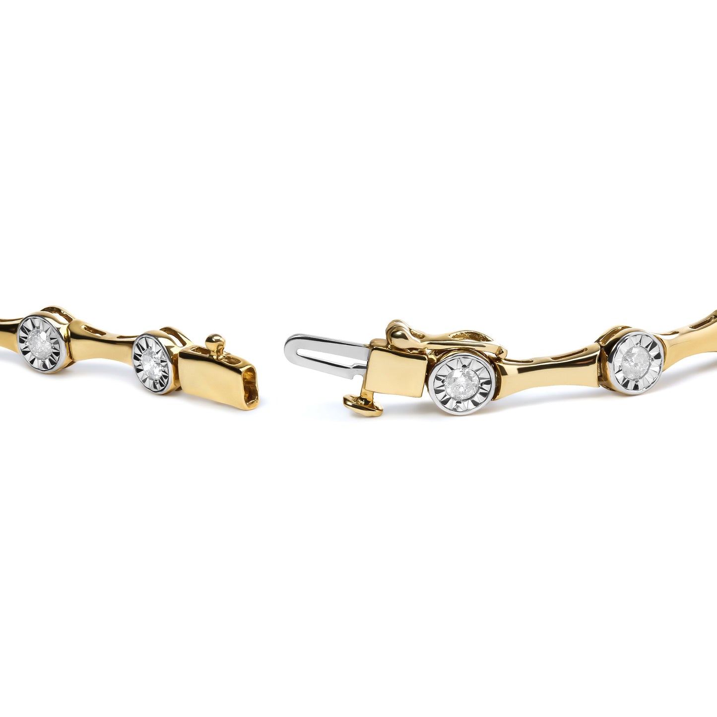 Pulsera tipo eslabón de estación con bisel de diamante engarzado "miracle" de 1,0 quilates (peso total en quilates) en plata de ley .925 chapada en oro amarillo de 10K (color H-I, claridad I3) - Talla 7"
