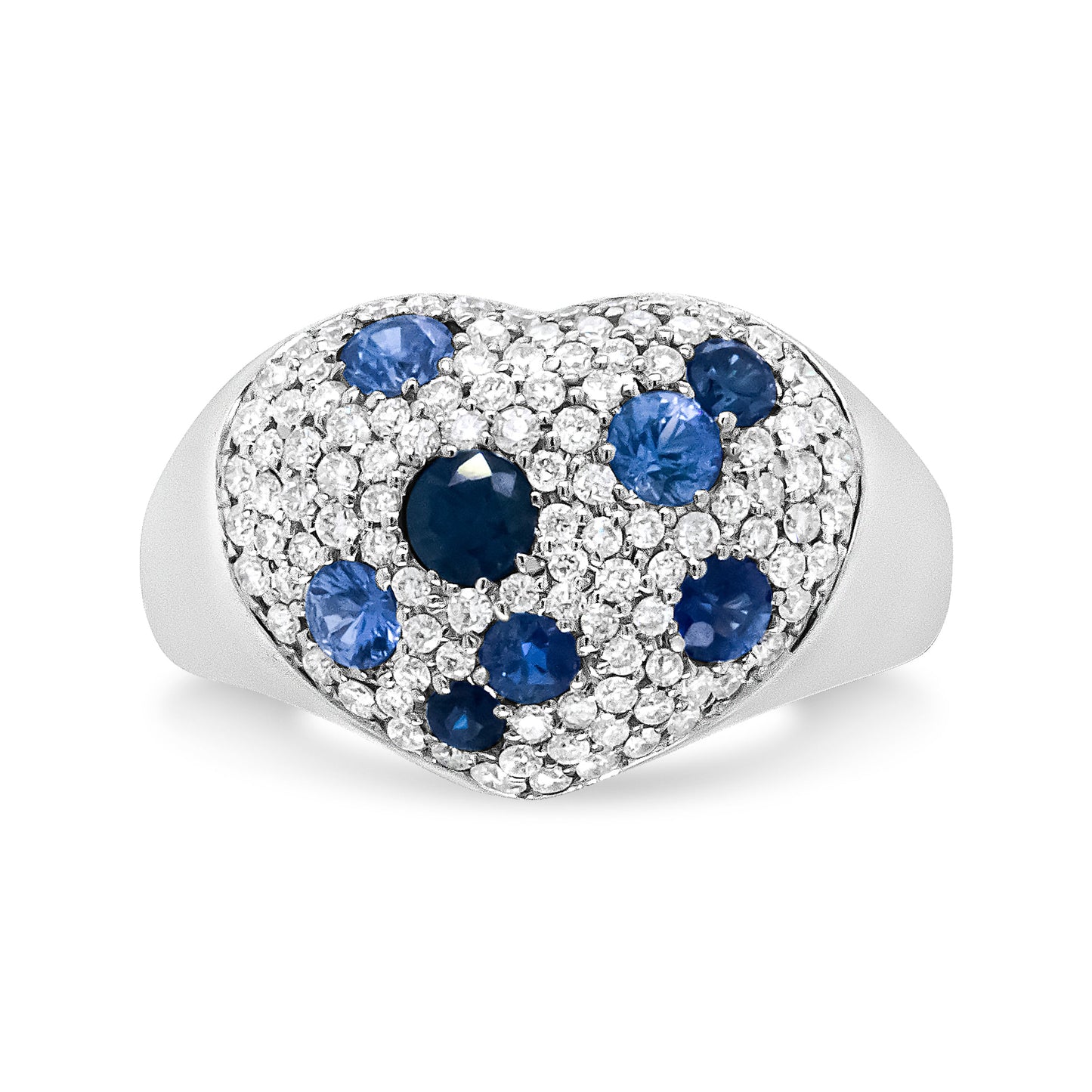 Anillo en forma de corazón con zafiro azul de oro blanco de 18 quilates y diamantes de racimo de 5/8 quilates en total (color F-G, claridad VS1-VS2) - Talla 7.5