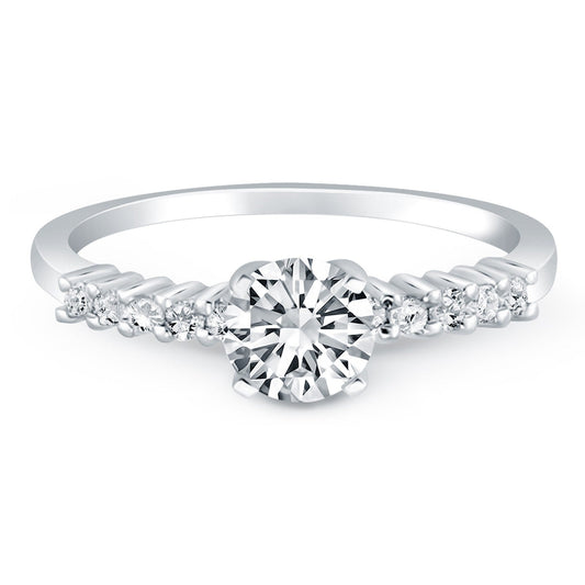 Anillo de compromiso de oro blanco de 14k con diamantes de acento de garra compartida
