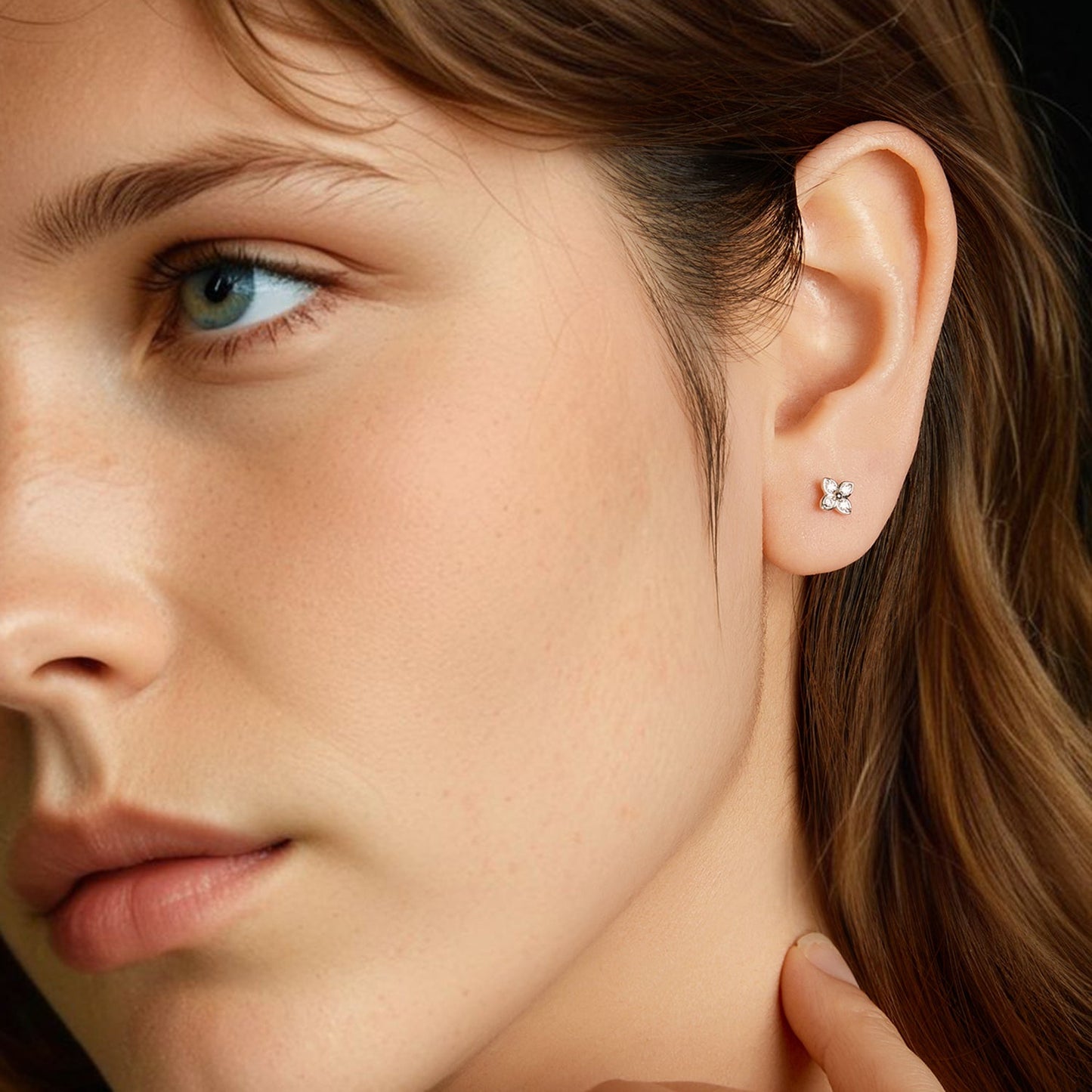 925 Sterling Silver Plated White Gold Moissanite Necklace 0.15cm for Women