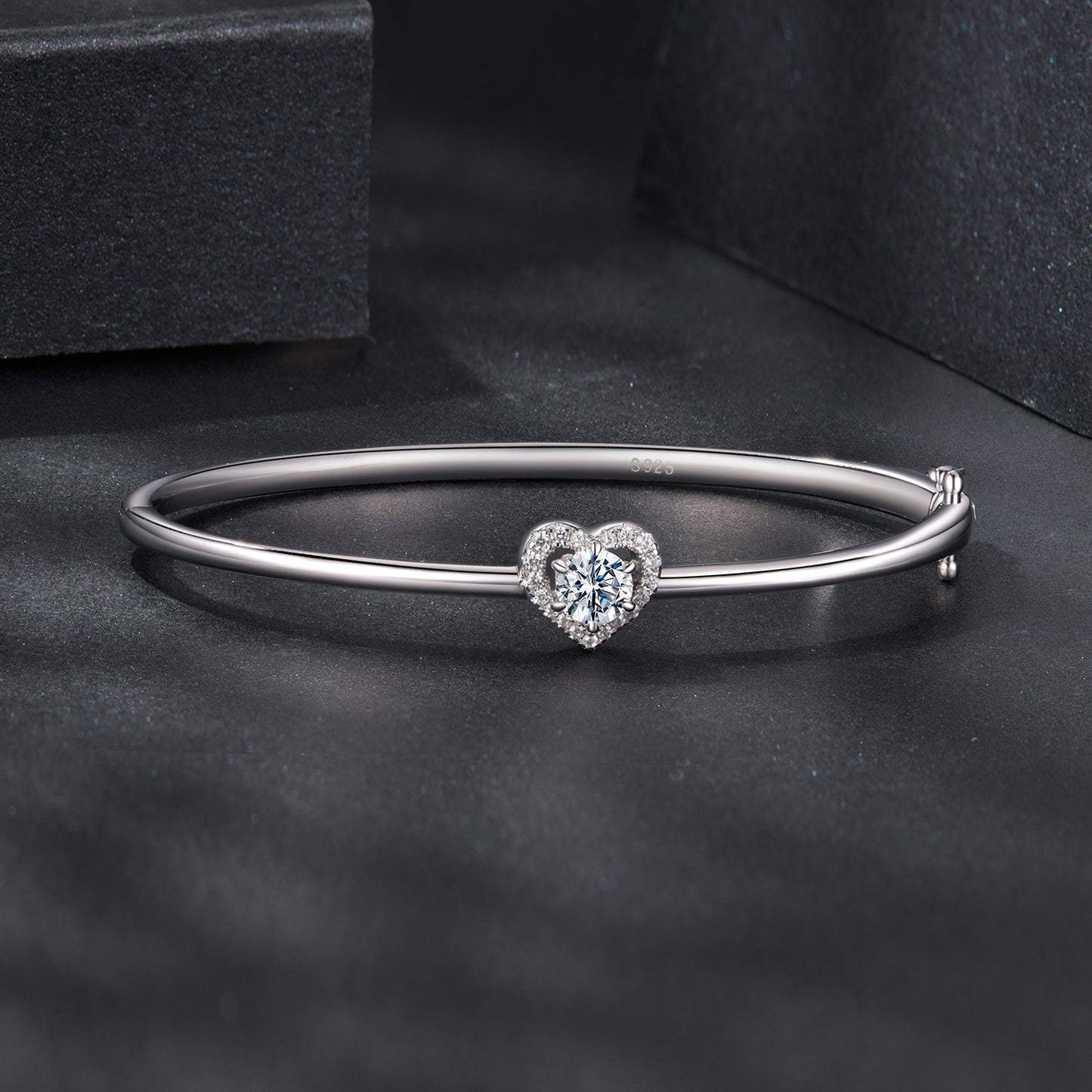 925 Sterling Silver Moissanite & CZ Bracelet Size 17 for Women
