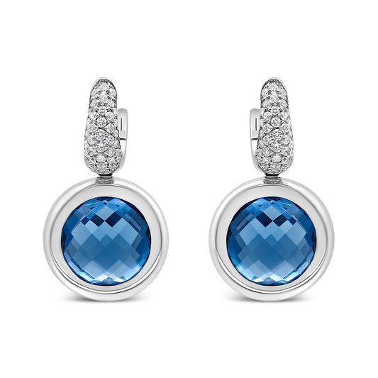 Pendientes colgantes de oro blanco de 18K con topacio azul de 11 mm engastado en bisel y diamantes de 1/2 quilate engastados en invisible (color F-G, claridad VS1-VS2)