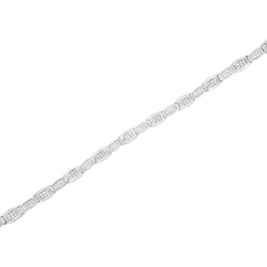 Pulsera de tenis de oro blanco de 14 quilates con eslabones acampanados alternos, diamantes redondos de talla brillante y baguette de 2-1/2 quilates en total, 7" (color H-I, claridad SI1-SI2)