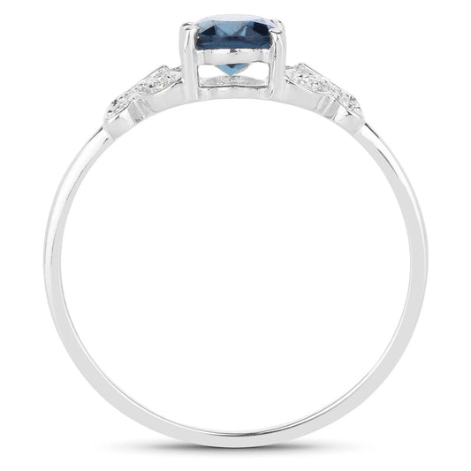 Anillo de oro blanco de 14K con topacio azul Londres auténtico de 0,93 quilates y diamantes blancos