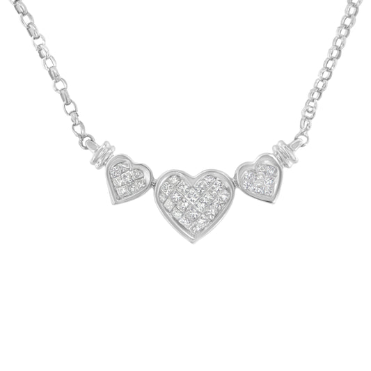 Collar con colgante de declaración de 45,72 cm con tres corazones de oro blanco de 14K y diamantes talla princesa de 1,0 quilates (color H-I, claridad SI2-I1)