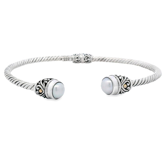 Brazalete rígido de perlas en plata de ley y oro de 18 quilates