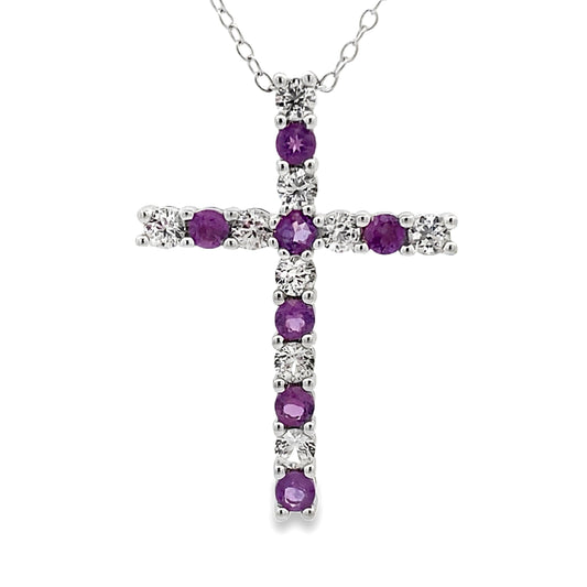 Colgante de cruz religiosa de amatista de .50 ct de plata de ley