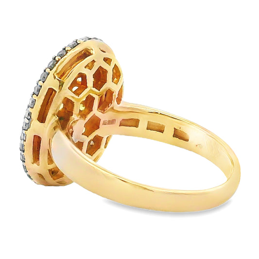 Anillo de zafiro amarillo de .45ct con diamantes en oro amarillo de 14kt