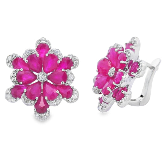 Pendientes colgantes de rubí y diamantes de 13,43 qt en oro blanco de 14 kt