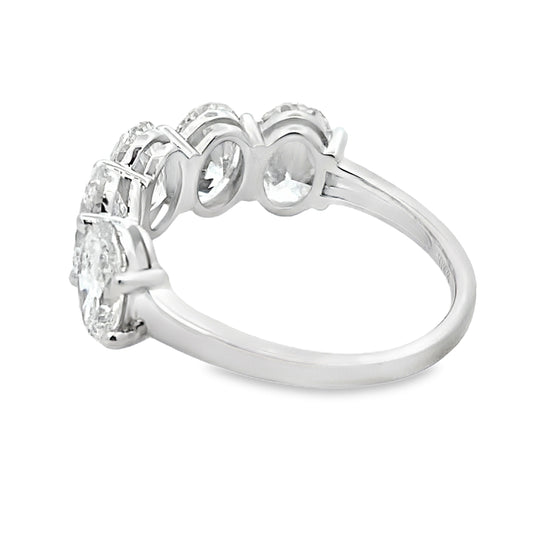 Anillo de boda con diamante cultivado en laboratorio de oro blanco de 10 KT