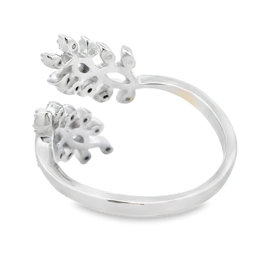 Anillo de plata de ley con diamante de .10 ct