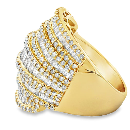 Anillo de diamante de 2,75 ct de oro amarillo de 14 K