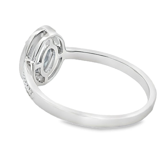 Anillo de aguamarina y diamantes de .40ct naturales de oro blanco de 10KT