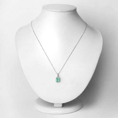 Colgante de oro blanco de 10 quilates con esmeralda zambiana auténtica de 0,83 quilates y diamantes blancos