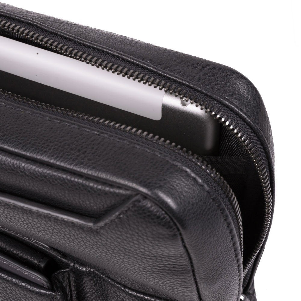 Piquadro, Tallin, iPad Sleeve, Leather Crossbody Bag, Black, CA1816W108, 21.5 x 27 x 7 cm, For Men - view 3