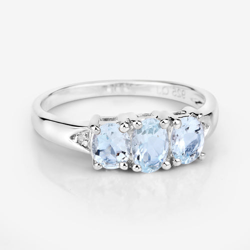Anillo de plata de ley .925 con aguamarina auténtica de 0.95 quilates y diamantes blancos