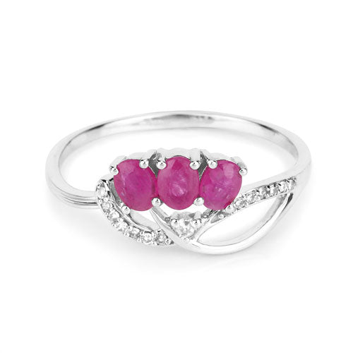 Anillo de oro blanco de 14K con rubí auténtico de 0,71 quilates y diamantes blancos